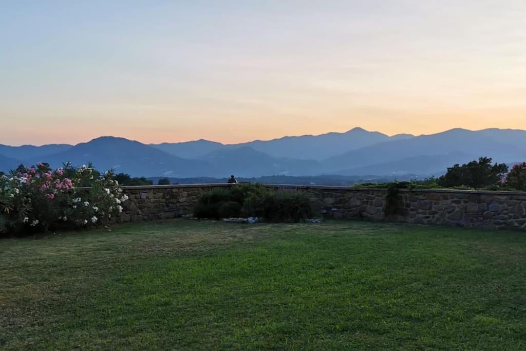Appartamento La Mimosa Monti di Licciana Nardi Esterno foto